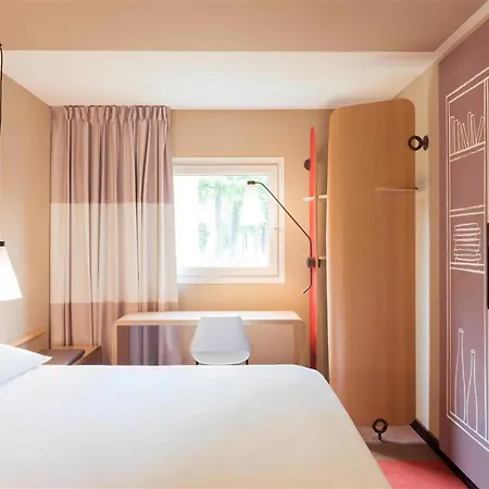 Ibis Gare Du Nord Chateau Landon 10eme 3* Paris