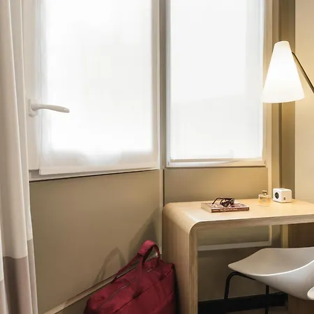 Hotel Ibis Gare Du Nord Chateau Landon 10eme