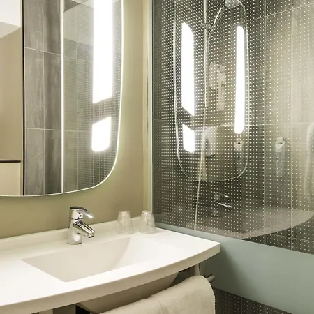 Ibis Gare Du Nord Chateau Landon 10eme 3*