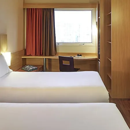Ibis Gare Du Nord Chateau Landon 10eme 3*