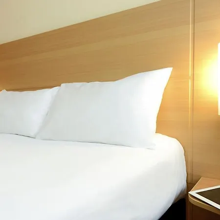 Ibis Gare Du Nord Chateau Landon 10eme Hotel Paris