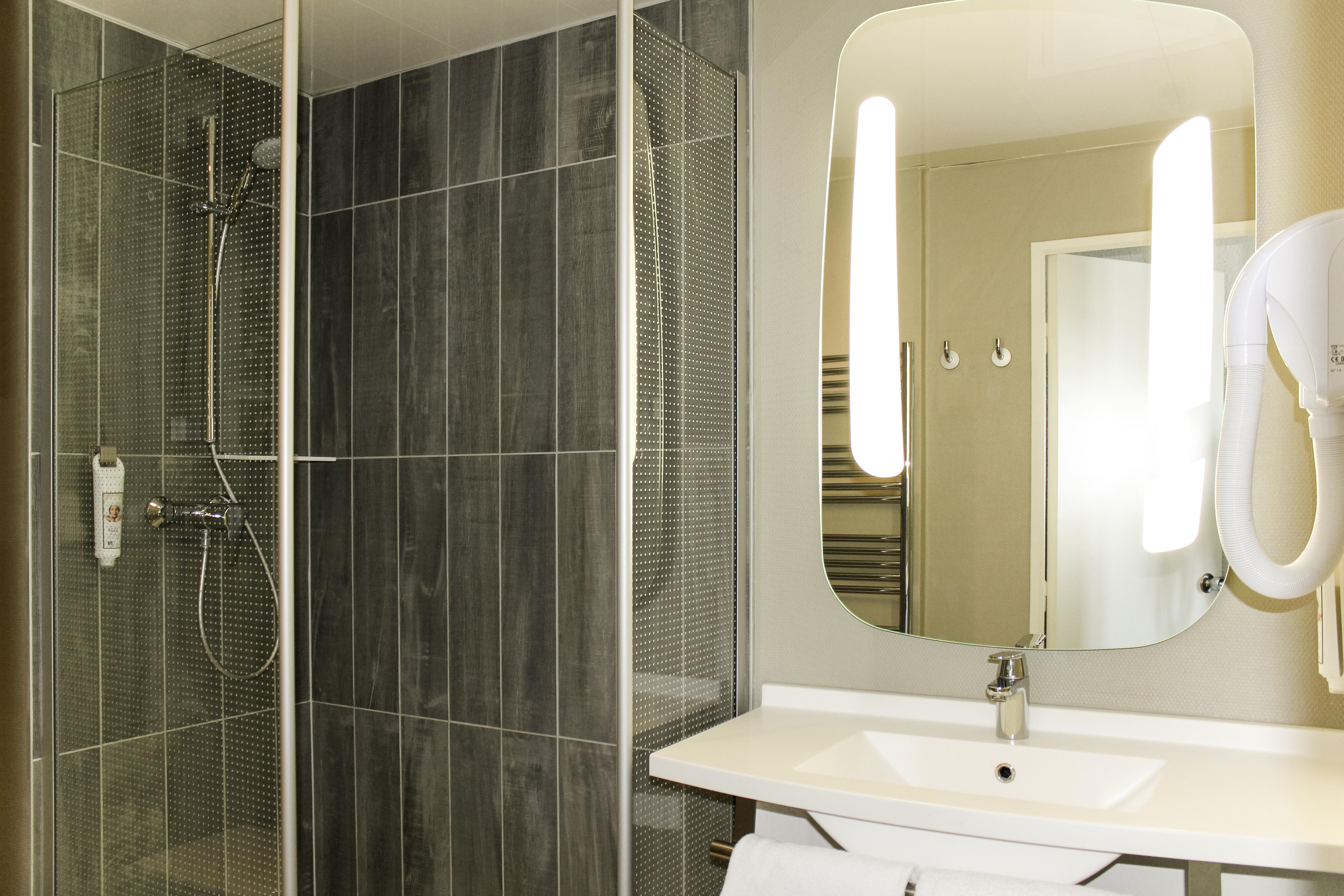 Ibis Gare Du Nord Château Landon 10ème 3*