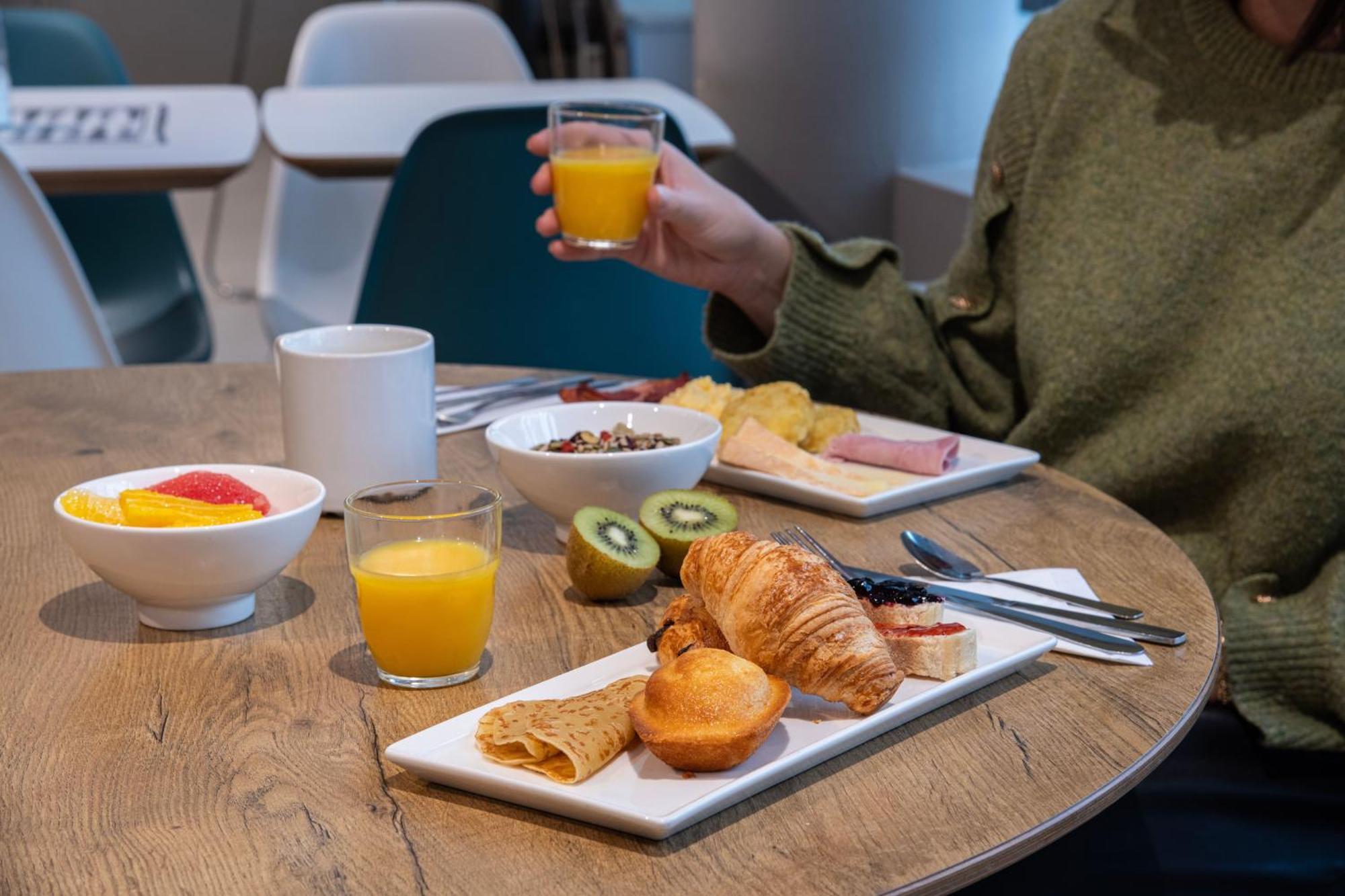 Ibis Gare Du Nord Château Landon 10ème Hotel Parigi