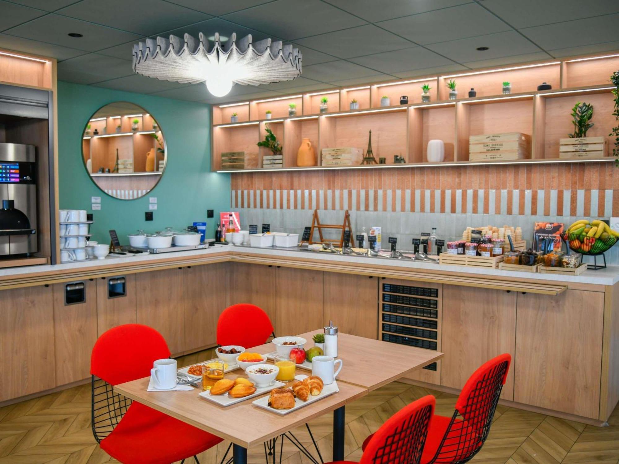 Hotel Ibis Gare Du Nord Chateau Landon 10eme 3*