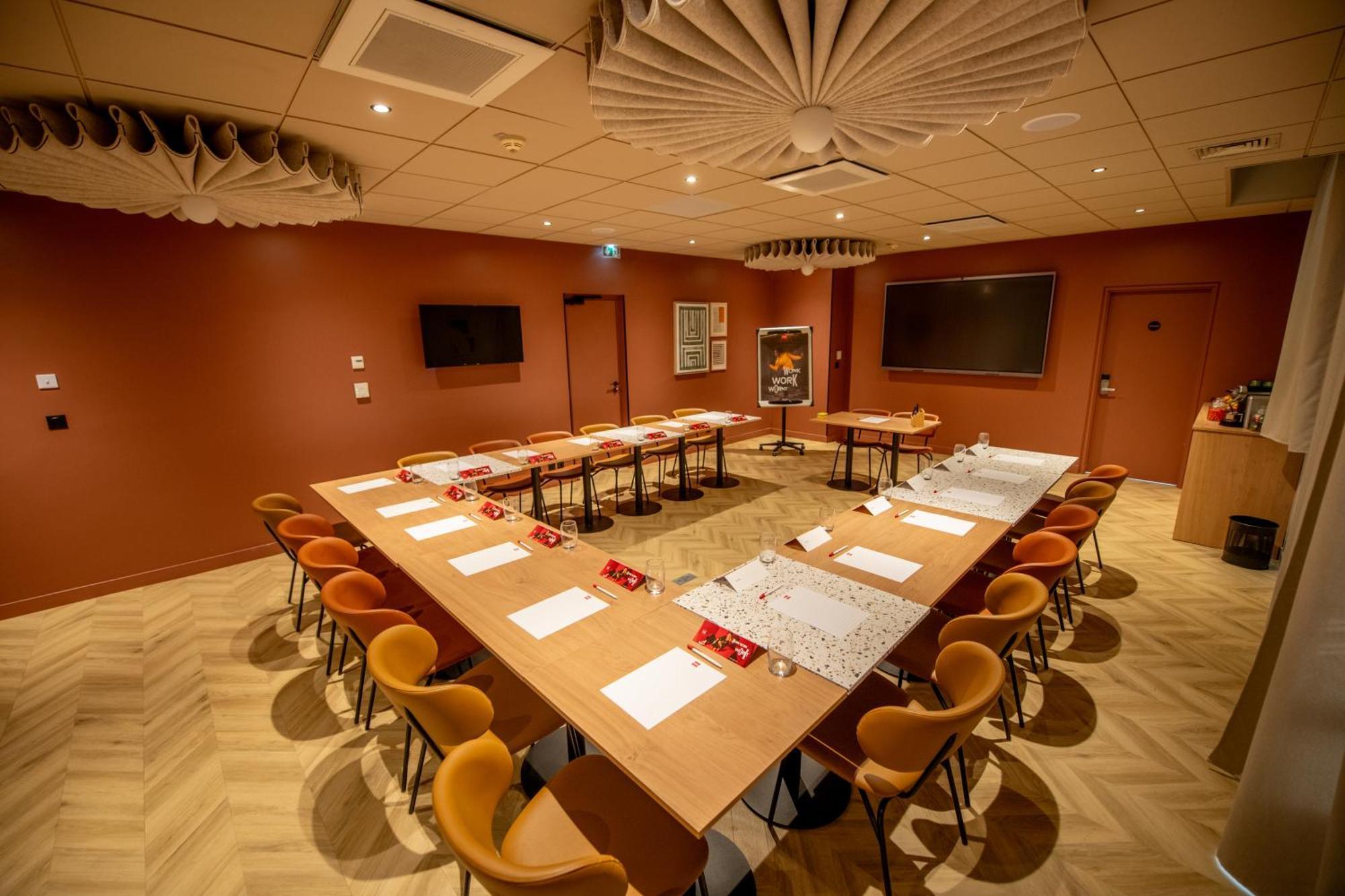 Ibis Gare Du Nord Chateau Landon 10eme 3*