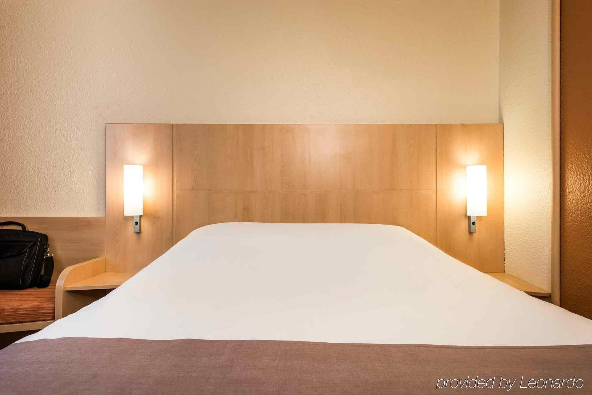 Ibis Gare Du Nord Château Landon 10ème Hotel Parigi
