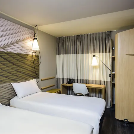 Ibis Gare Du Nord Château Landon 10ème 3*